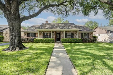 10034 Locke Lane Houston TX 77042