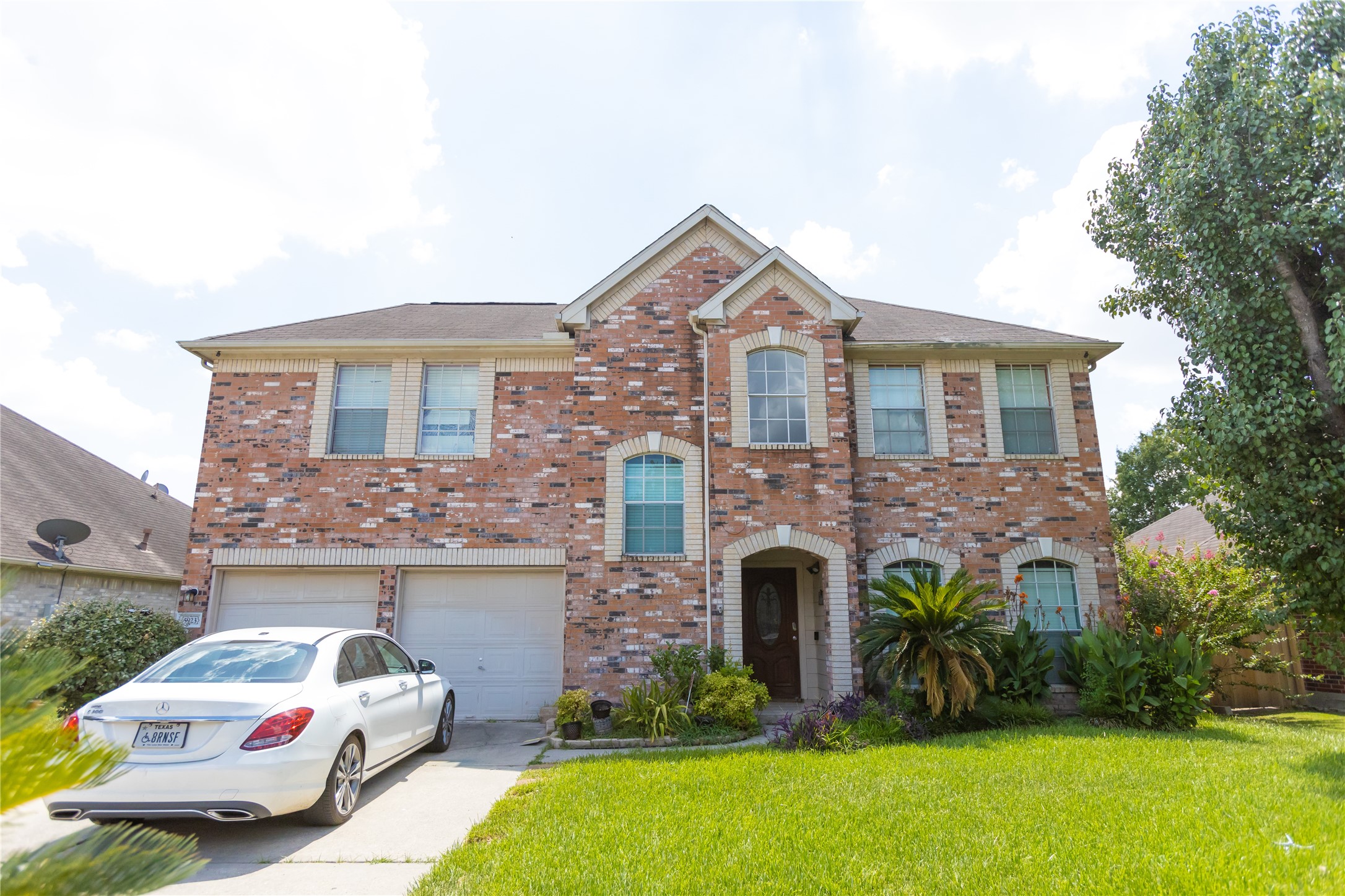 5923 Villa Hills Drive Houston TX 77066