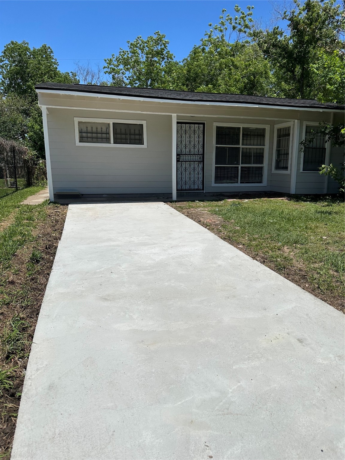 5947 Belneath Street Houston TX 77033