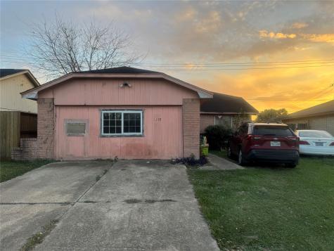 3219 Windy Royal Drive Houston TX 77045