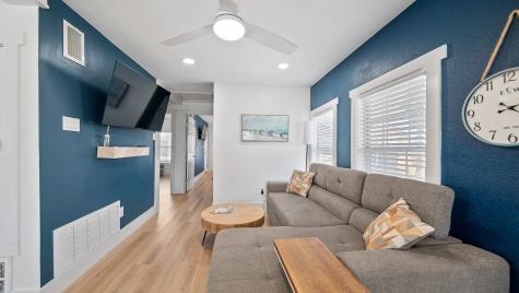 4017 Las Palmas Street Galveston TX 77554