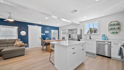 4017 Las Palmas Street Galveston TX 77554