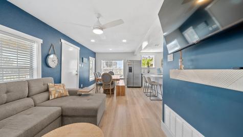 4017 Las Palmas Street Galveston TX 77554