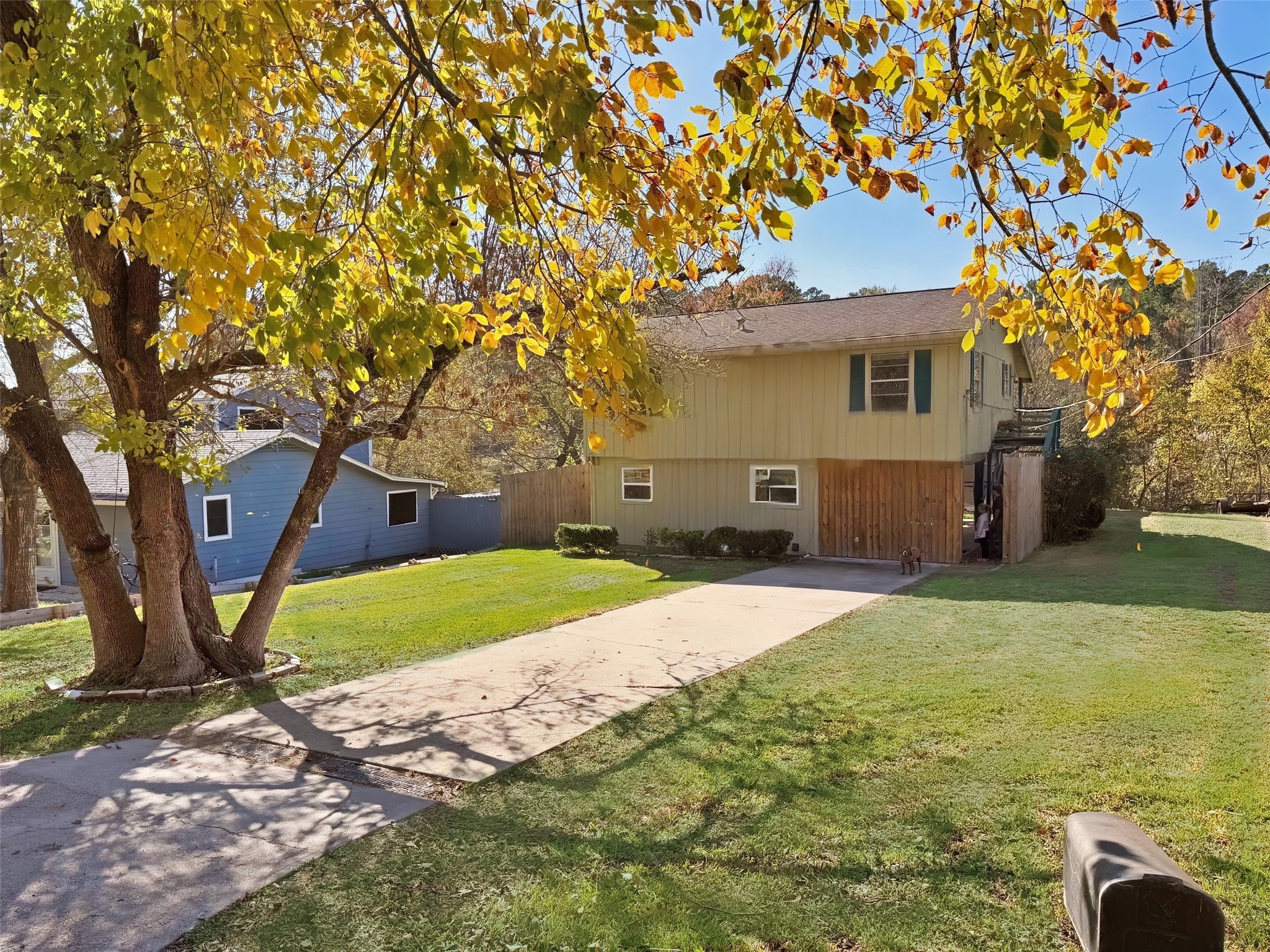 190 White Oak Circle Point Blank TX 77364