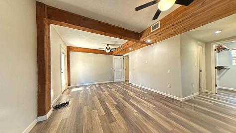 190 White Oak Circle Point Blank TX 77364