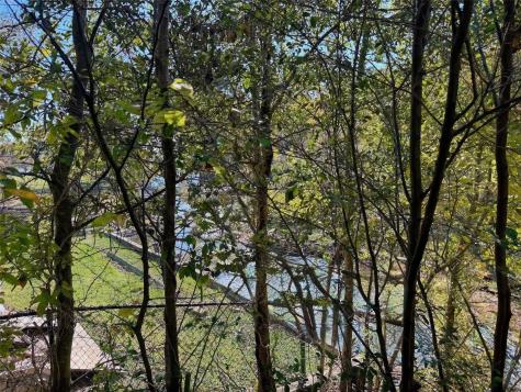 190 White Oak Circle Point Blank TX 77364