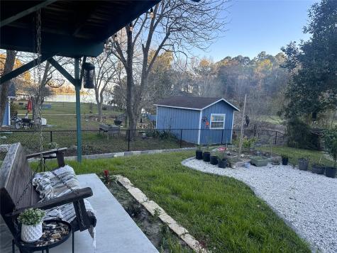 190 White Oak Circle Point Blank TX 77364