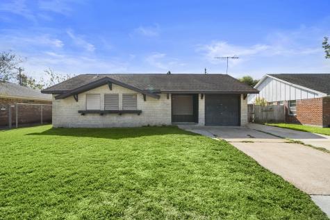 3017 8th Avenue N Texas City TX 77590