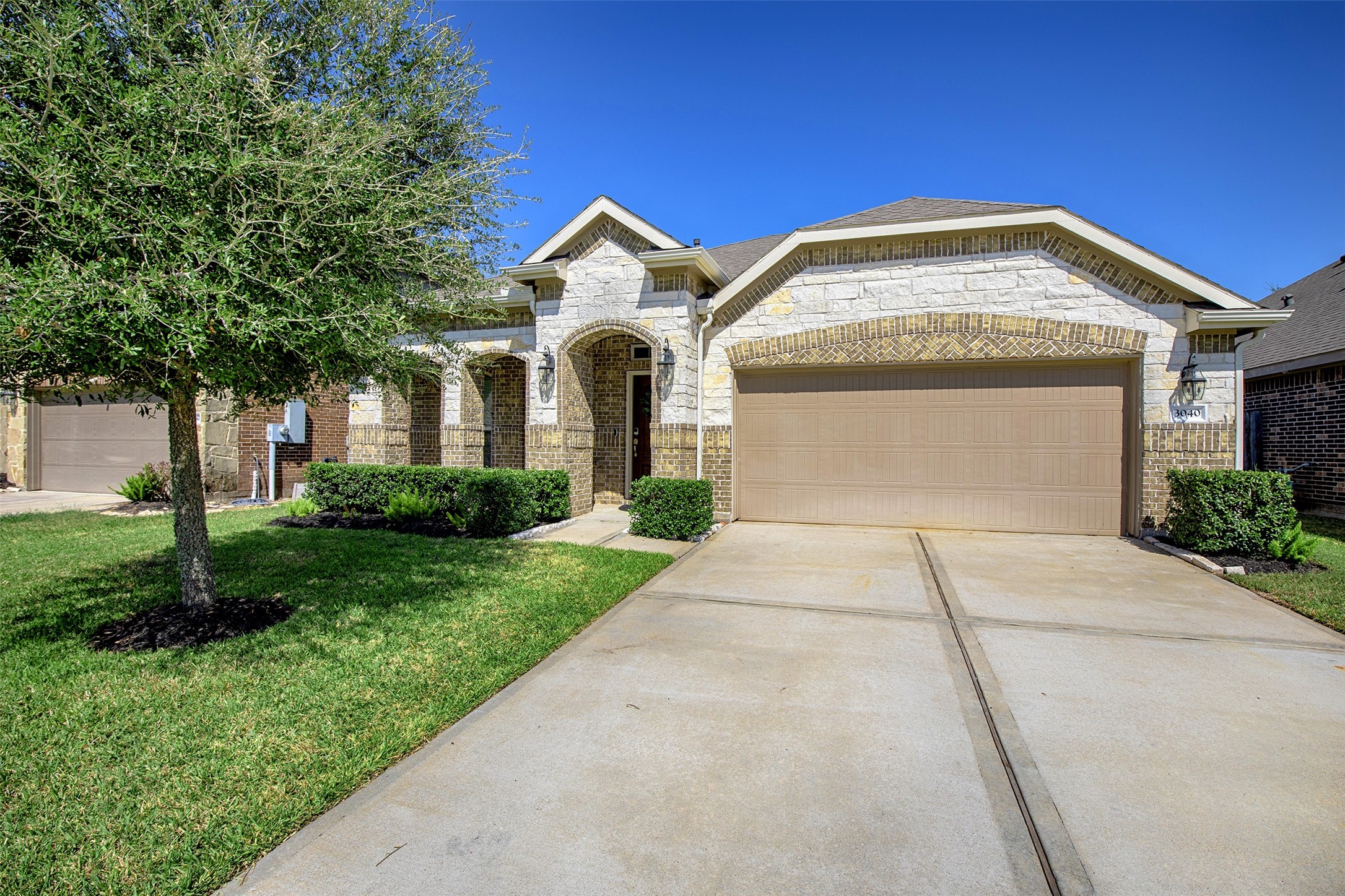 3040 Coreopsis Court Dickinson TX 77539