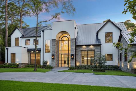 813 W Friar Tuck Lane Houston TX 77024