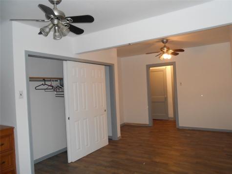 930 W 5th Street Port Arthur TX 77640