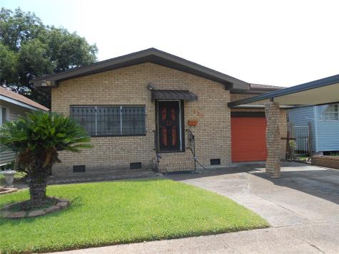 930 W 5th Street Port Arthur TX 77640