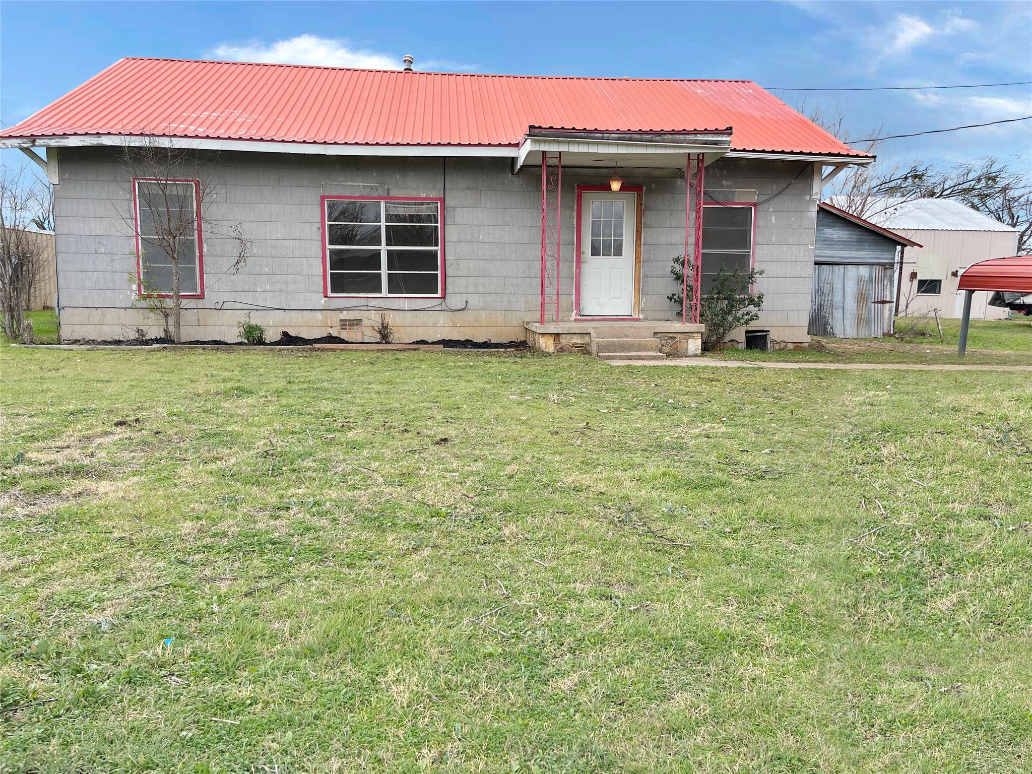 109 S Lowell Avenue Breckenridge TX 76424