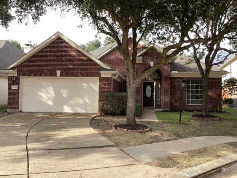 12306 Shadowpoint Drive Houston TX 77082