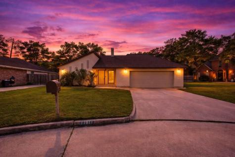 17811 Wake Court Crosby TX 77532