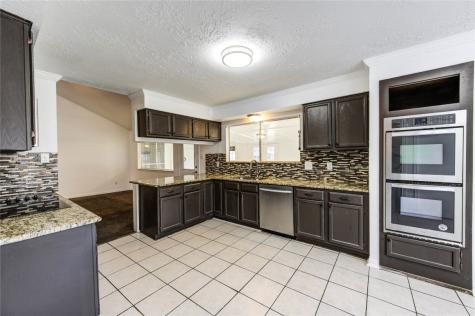 17811 Wake Court Crosby TX 77532