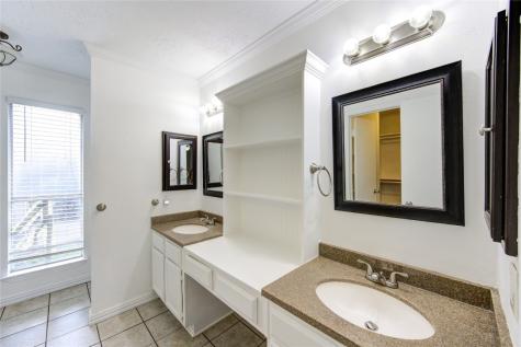 17811 Wake Court Crosby TX 77532