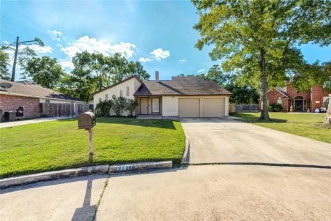 17811 Wake Court Crosby TX 77532