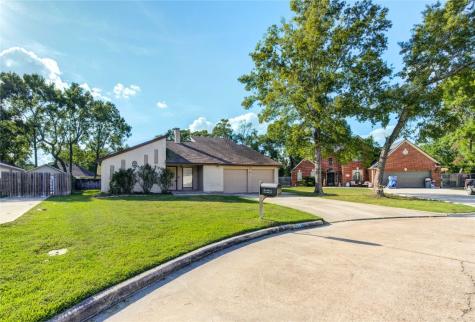 17811 Wake Court Crosby TX 77532