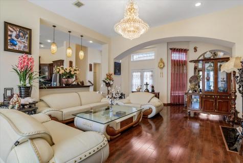7114 Habersham Avenue Sugar Land TX 77479