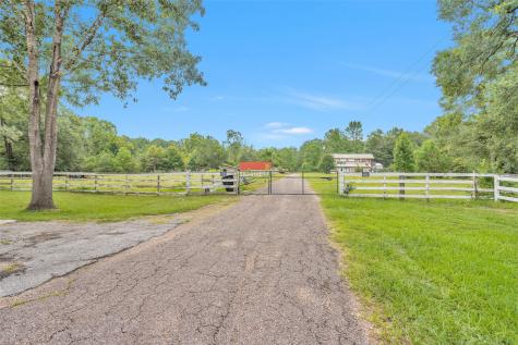21458 Pirates Cove New Caney TX 77357