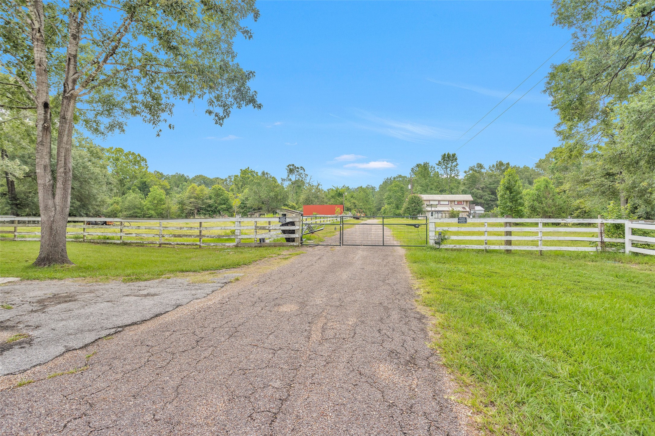21458 Pirates Cove New Caney TX 77357
