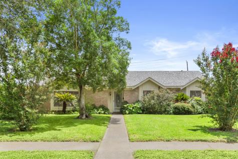 8007 Twin Hills Drive Houston TX 77071