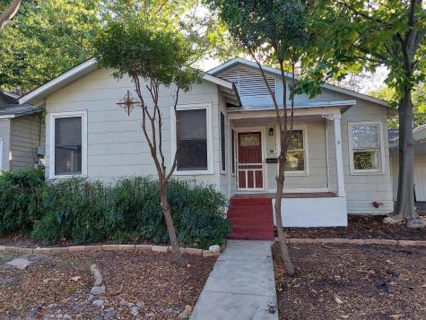360 S Sycamore Avenue New Braunfels TX 78130