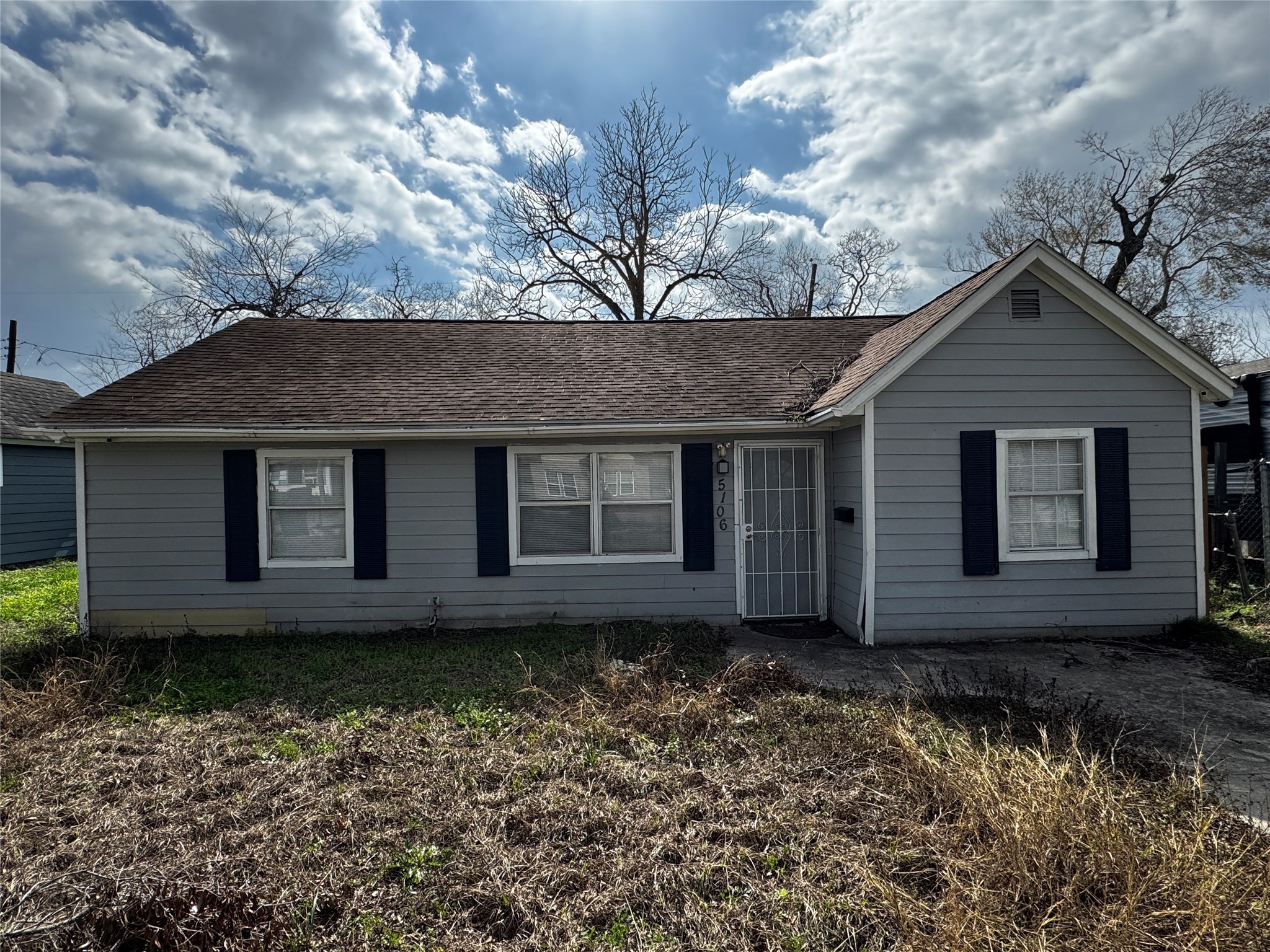 5106 Southwind Street Houston TX 77033