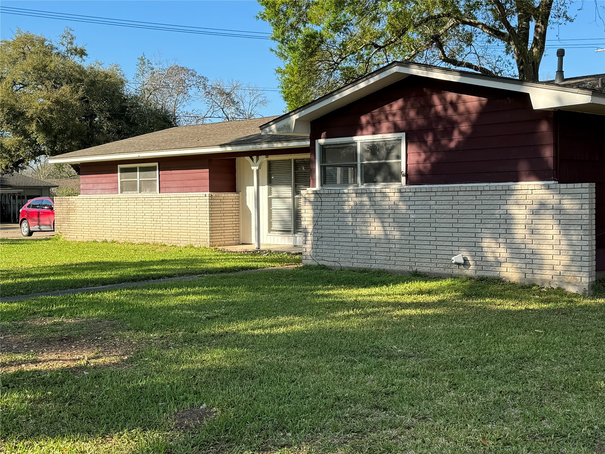101 Carnation Street Lake Jackson TX 77566