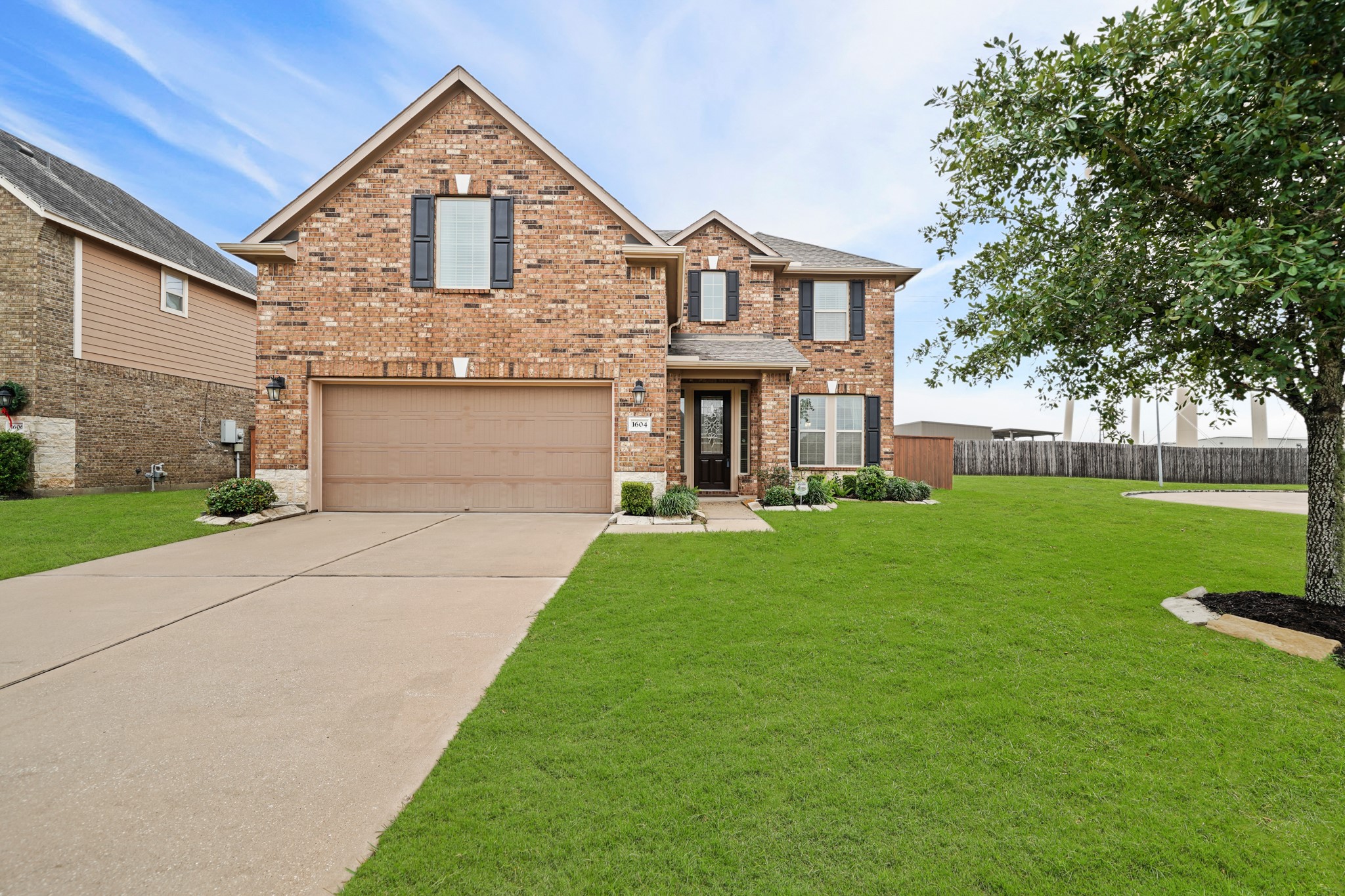 1604 Golden Taylor Drive Pearland TX 77581