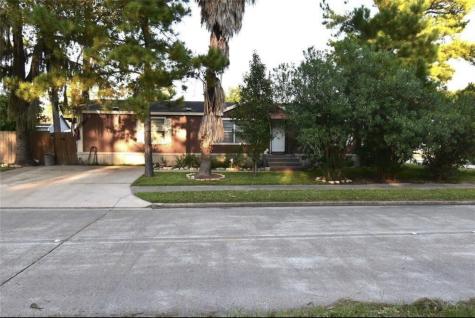 11703 Greenmesa Drive Houston TX 77044
