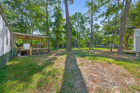 14 County Road 2400 Hull TX 77564