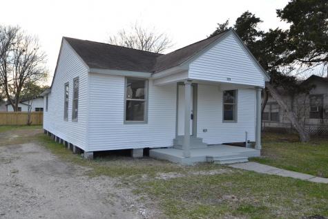 2208 Highway 3 Dickinson TX 77539