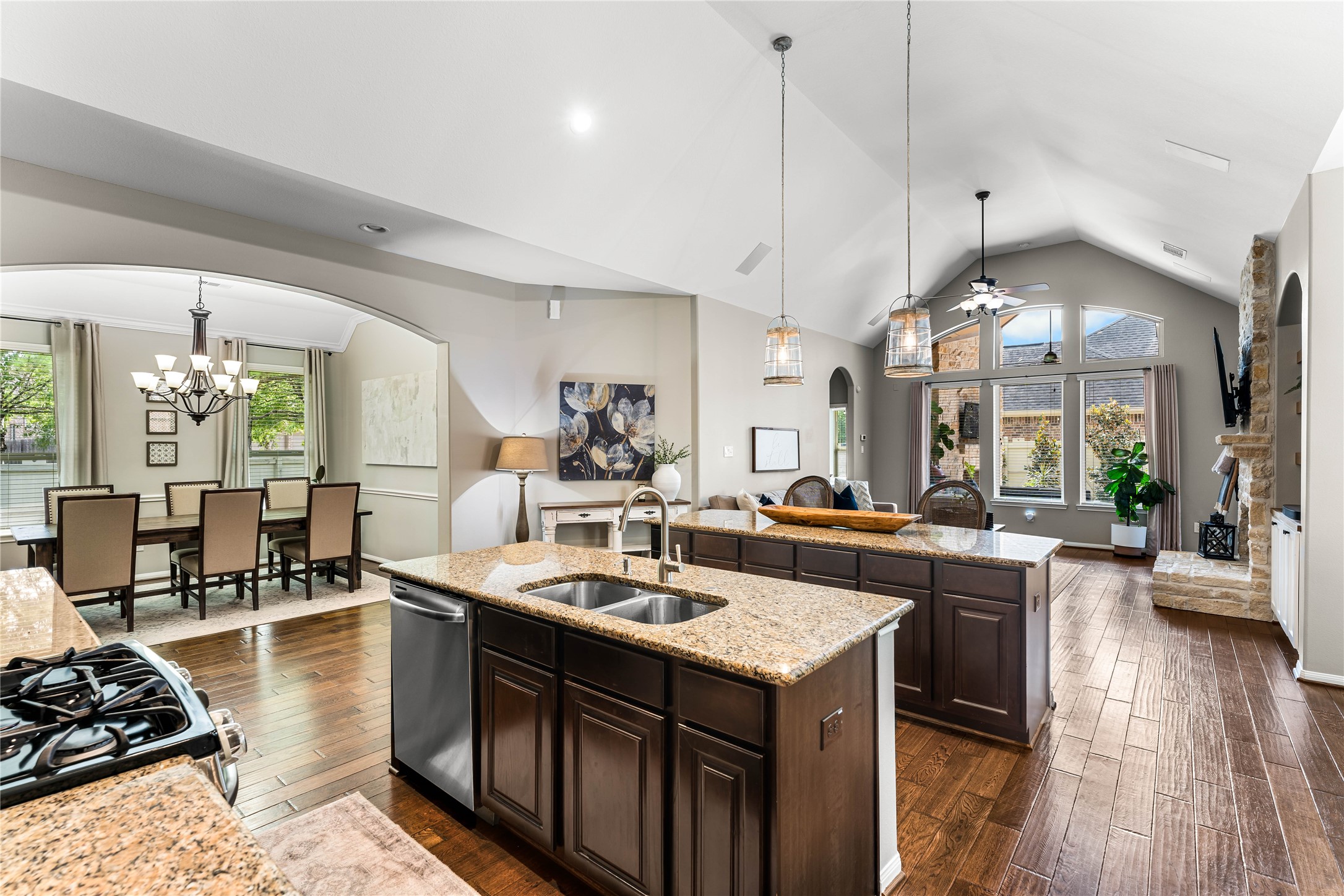8186 Laughing Falcon Trail Conroe TX 77385