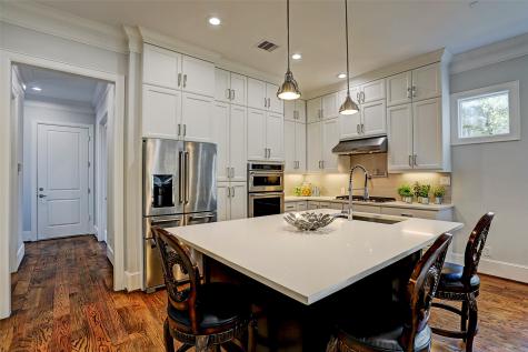 1628 Potomac Houston TX 77057