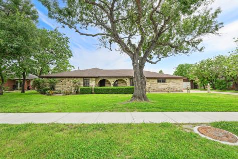 2418 Bluerock Street Houston TX 77039