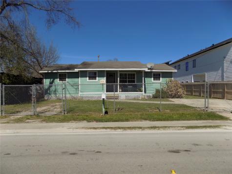 5016 Creekmont Drive Houston TX 77091