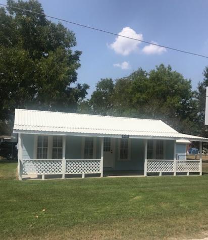 3421 Main Street Bedias TX 77831
