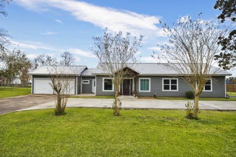 223 Magnolia Street Brazoria TX 77422