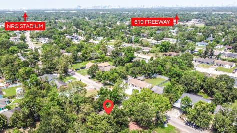 5946 Southtown Street Houston TX 77033
