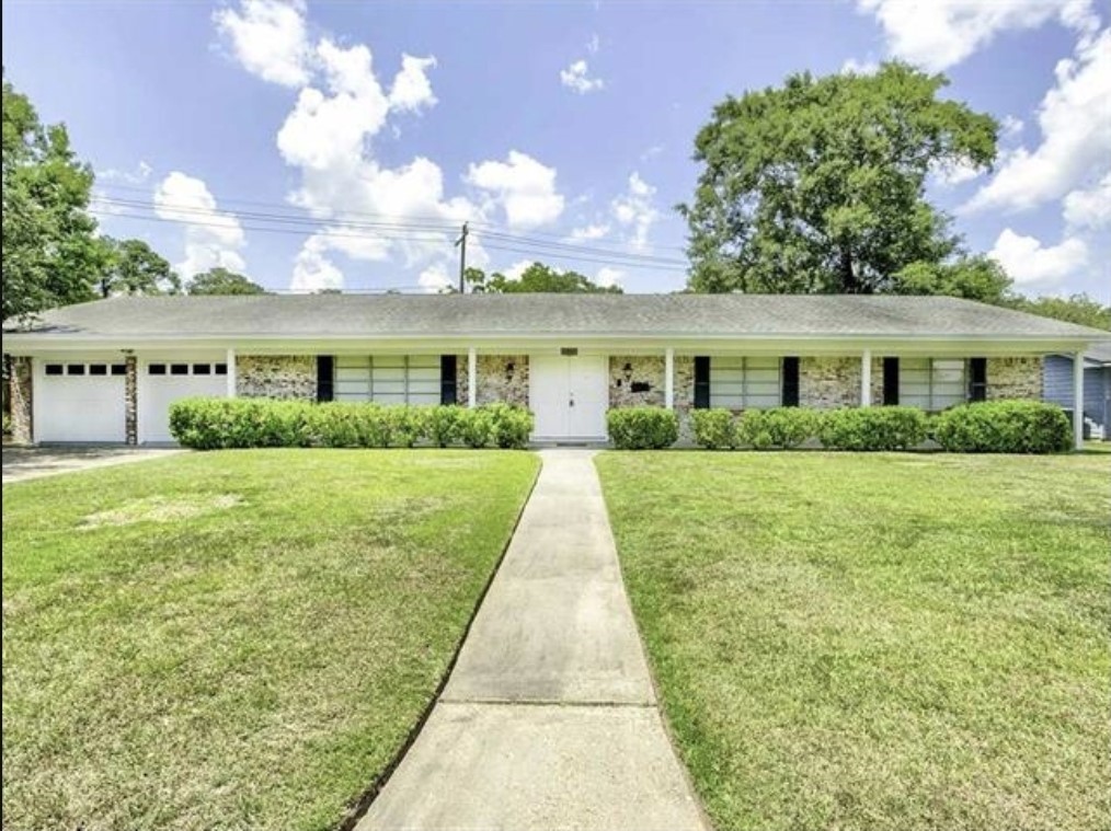 5390 Swallow Drive Beaumont TX 77707