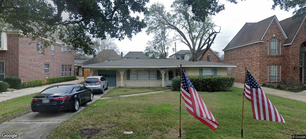 4802 Holly Street Bellaire TX 77401