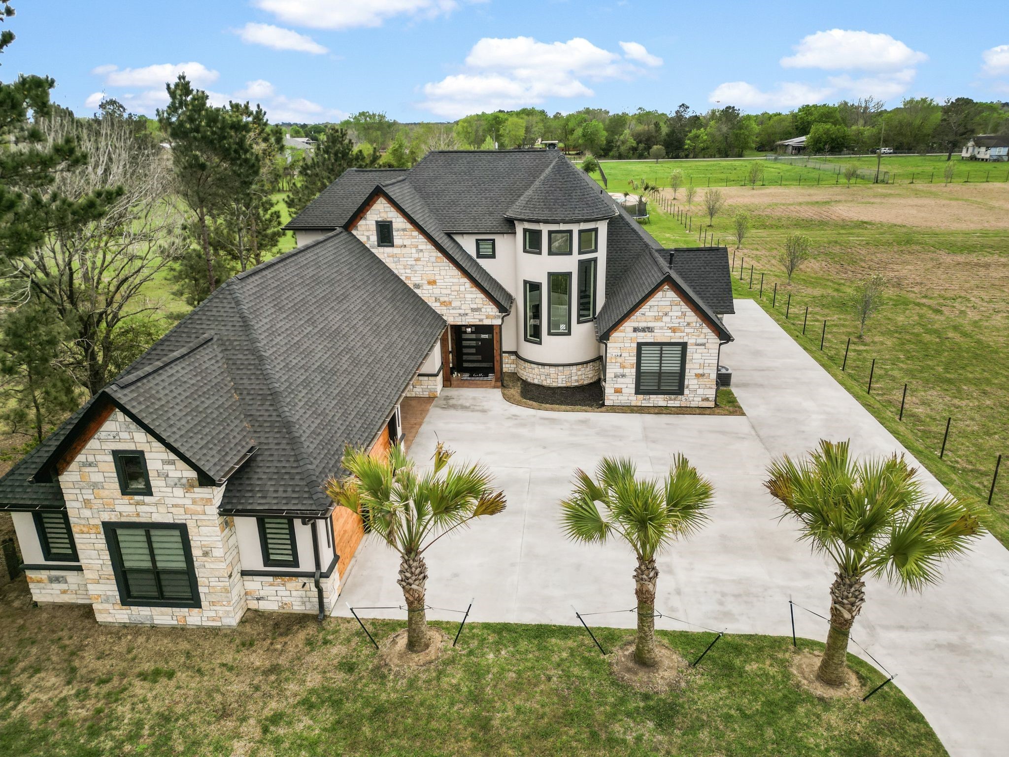 4110 Lord Road Crosby TX 77532