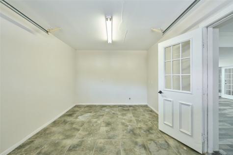 102 Springs Edge Drive Montgomery TX 77356
