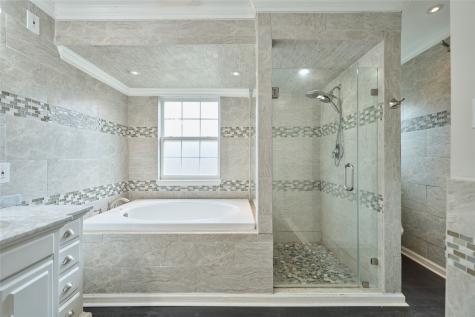 102 Springs Edge Drive Montgomery TX 77356