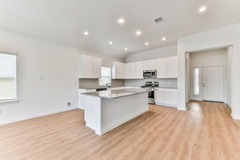 3014 King Oaks Street Baytown TX 77251