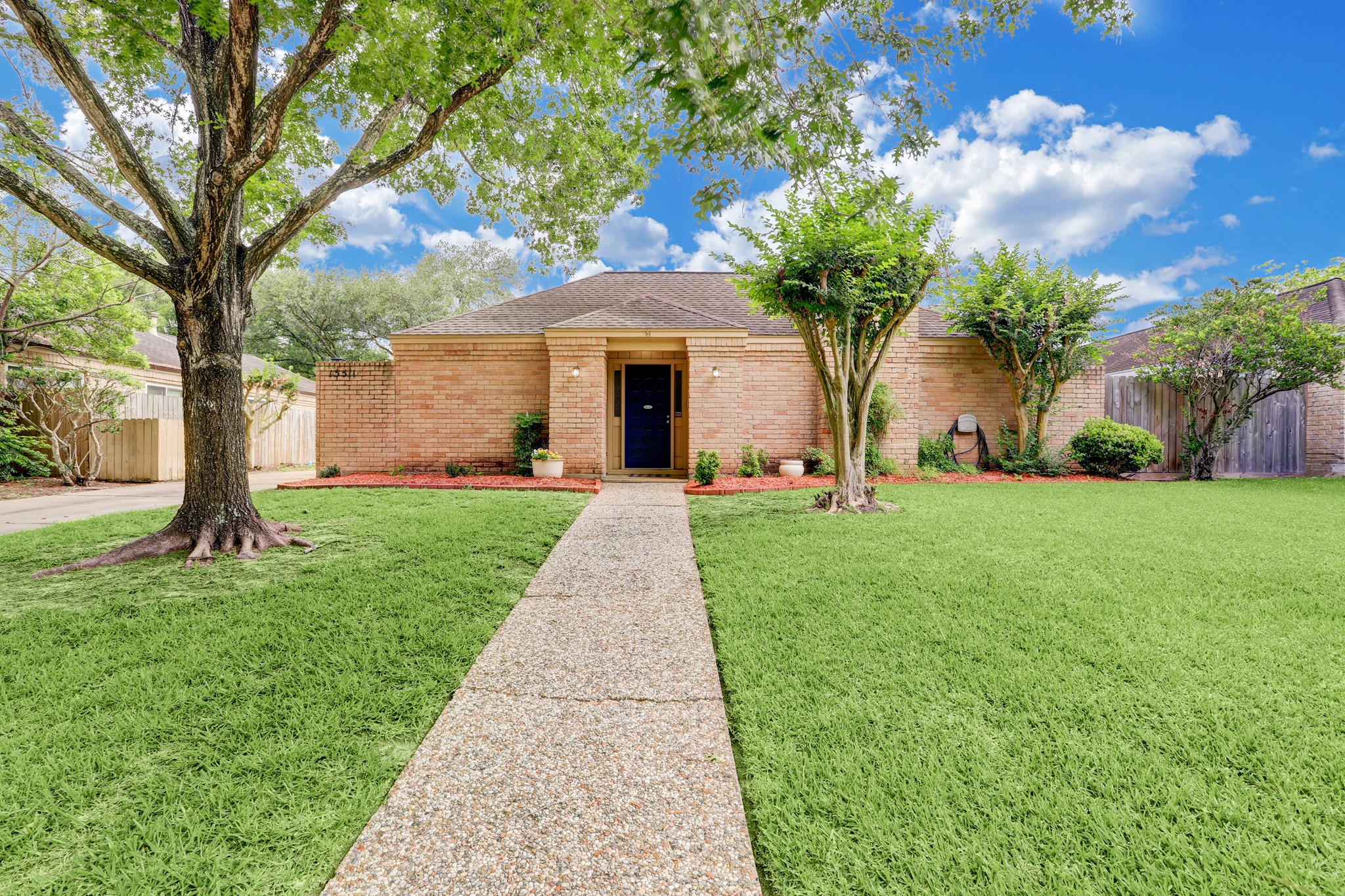 15511 Pleasant Valley Road Houston TX 77062