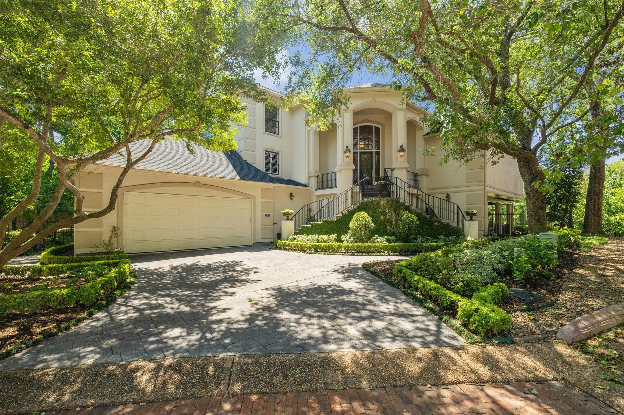 9211 Hudson Court Houston TX 77024