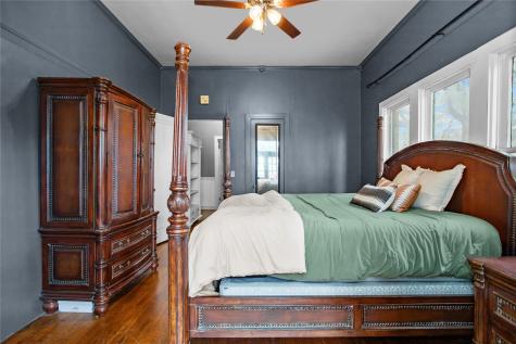 706 E Main Street Madisonville TX 77864